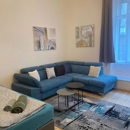 Blue Danube Apartment Downtown With Free Parking บูดาเปสต์ ภายนอก รูปภาพ